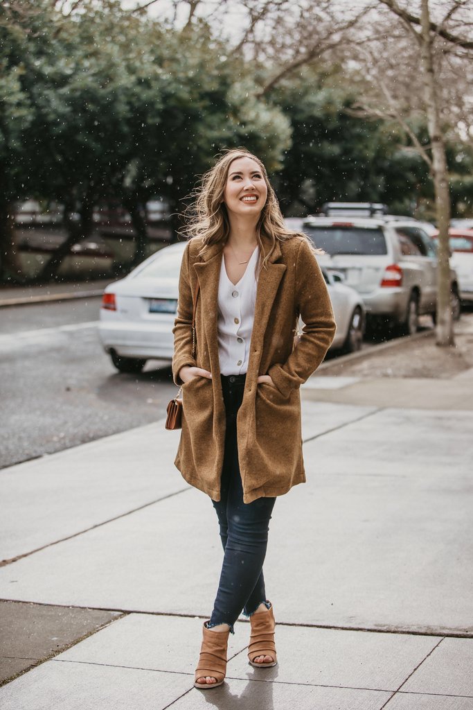 Lightweight spring coat