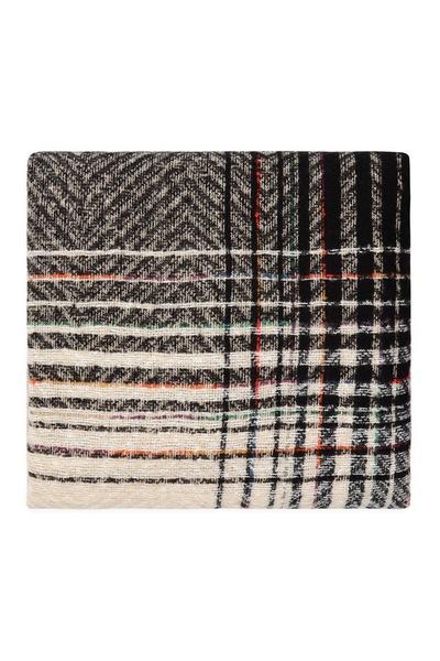 Dream big blanket scarf in black